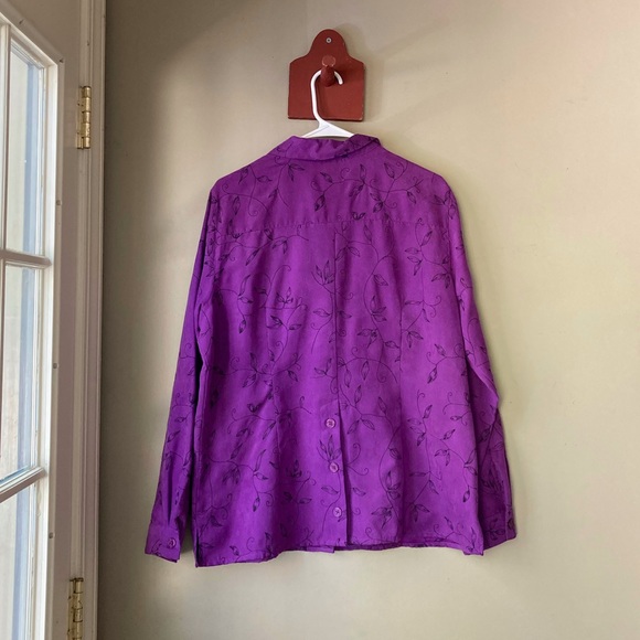 Vintage Sag Harbor Purple & Black Floral Embroidered Button Down Suede Top 14 - Picture 5 of 7